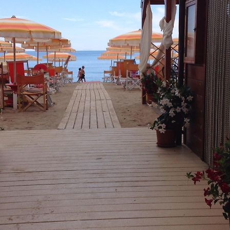 Hotel Lido Follonica Dış mekan fotoğraf